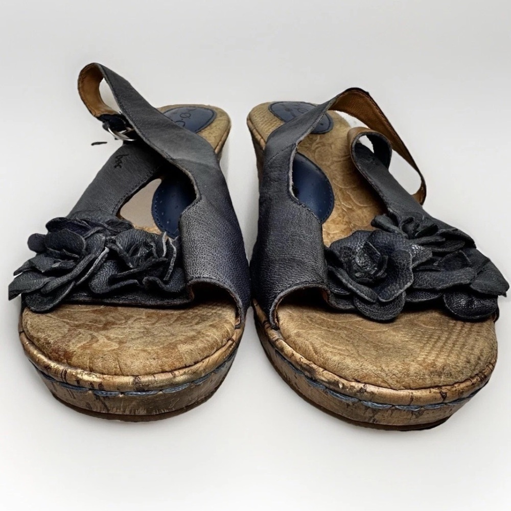 Born Concept B.O.C. 10 Dandee Wedge Leather Sandal Boho Blue Peep Toe 3D Flower